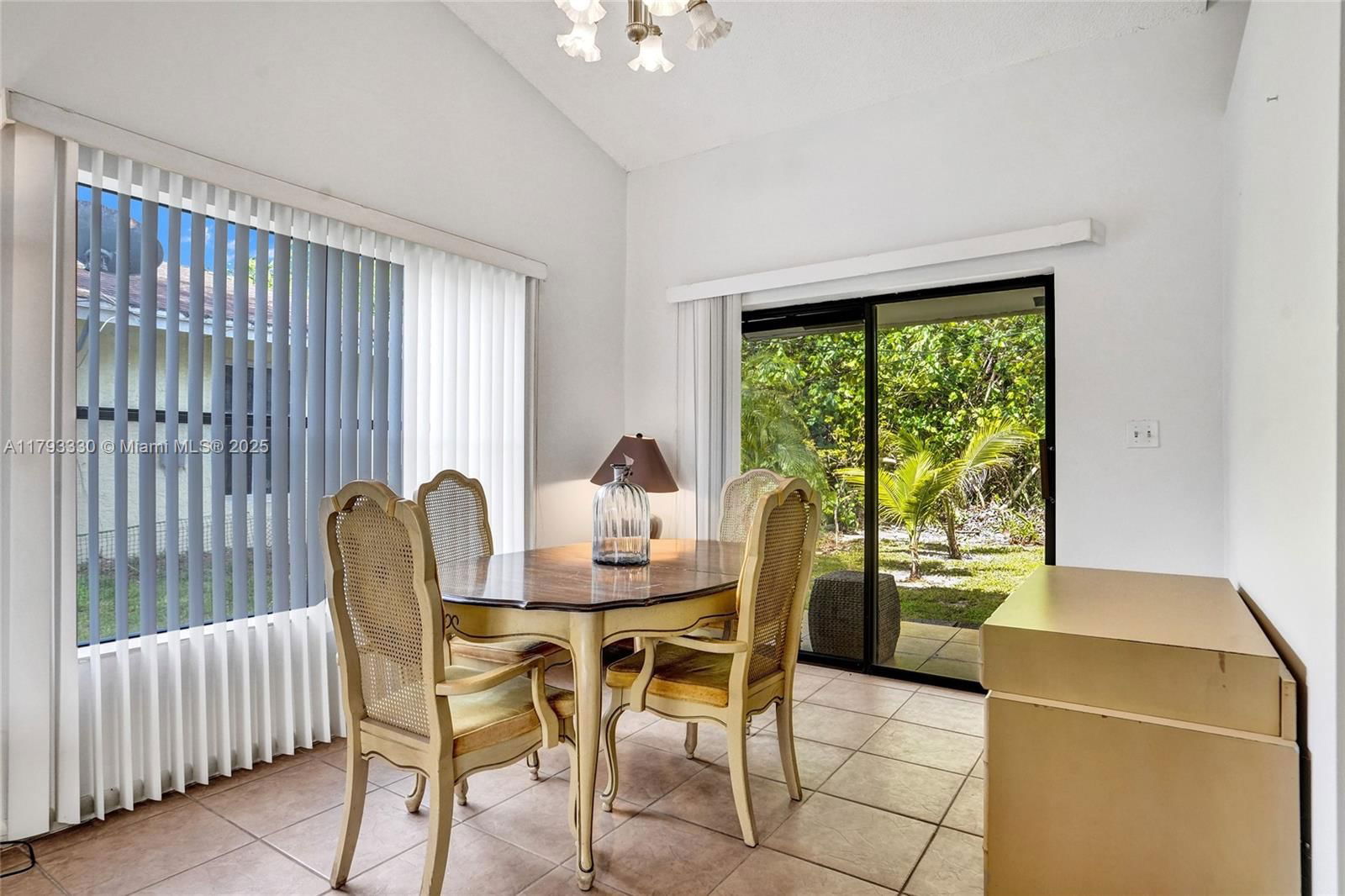 Real estate property located at 2011 44th Ter, Broward, Rock Hill Sec, Fort Lauderdale, FL