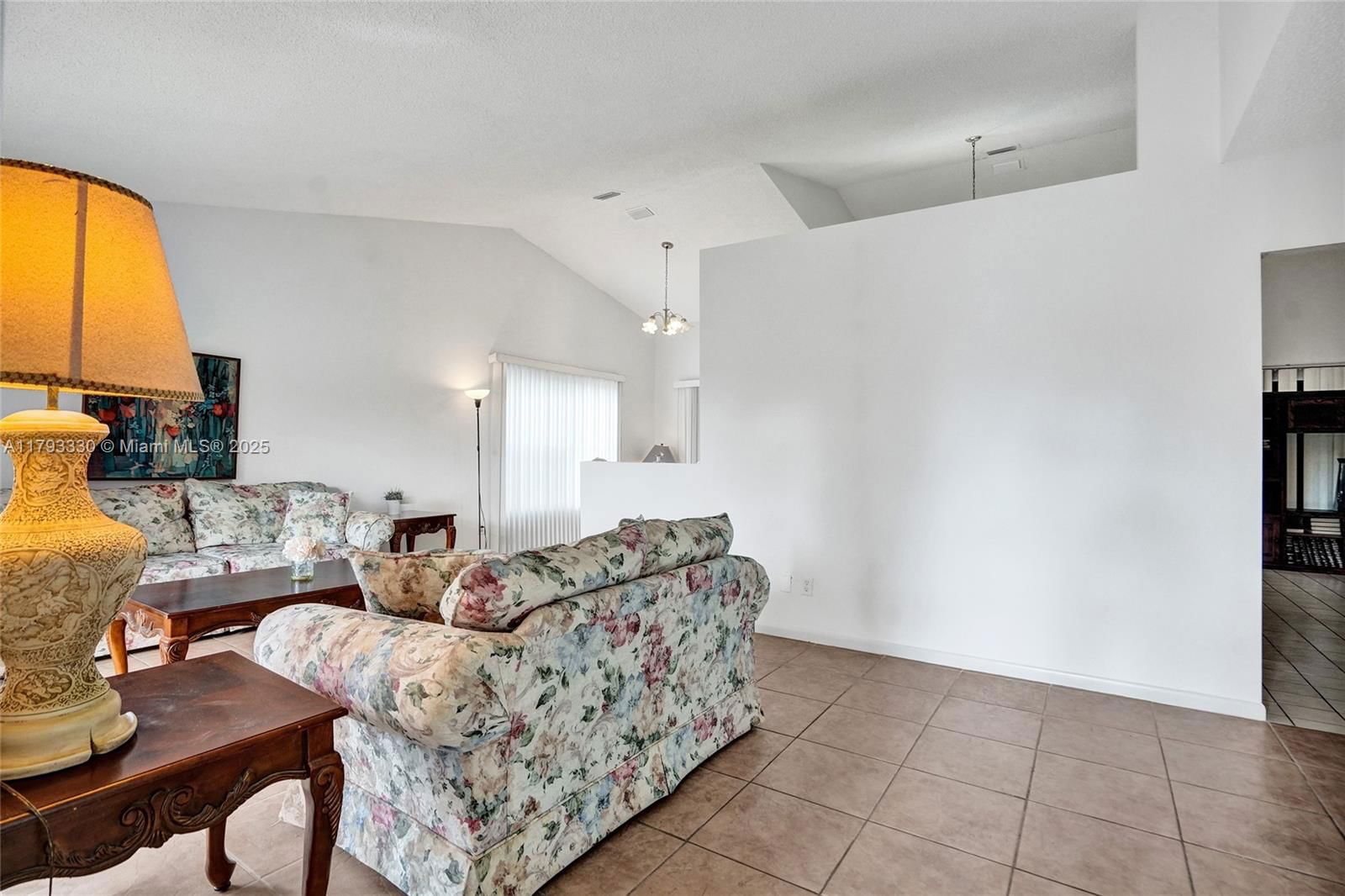 Real estate property located at 2011 44th Ter, Broward, Rock Hill Sec, Fort Lauderdale, FL