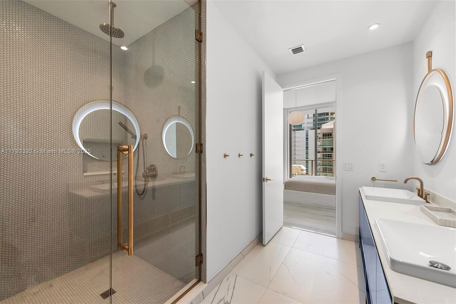 Real estate property located at 2655 Bayshore Dr. #1606, Miami-dade, Mr. C Bayshore, Coconut Grove, FL