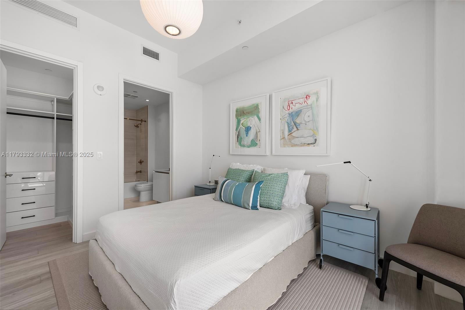 Real estate property located at 2655 Bayshore Dr. #1606, Miami-dade, Mr. C Bayshore, Coconut Grove, FL