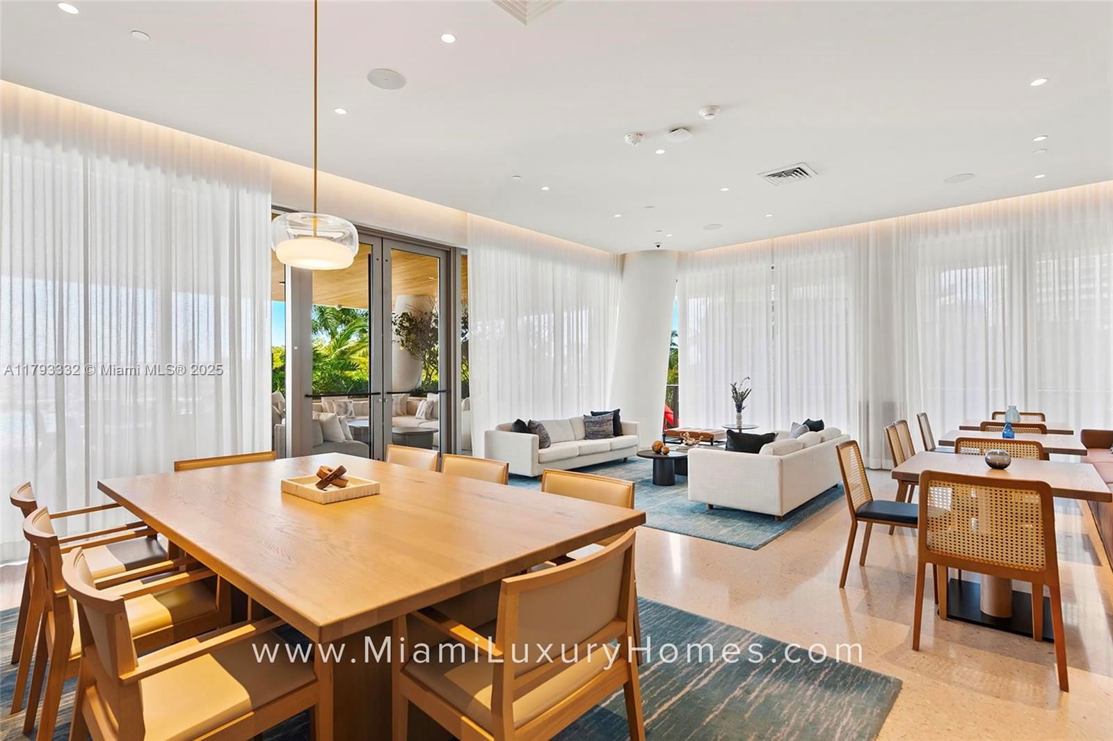 Real estate property located at 2655 Bayshore Dr. #1606, Miami-dade, Mr. C Bayshore, Coconut Grove, FL