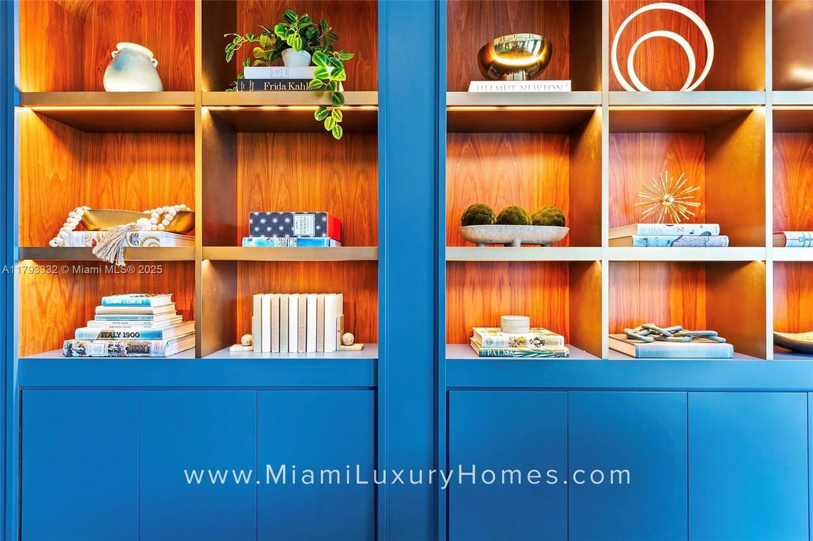 Real estate property located at 2655 Bayshore Dr. #1606, Miami-dade, Mr. C Bayshore, Coconut Grove, FL