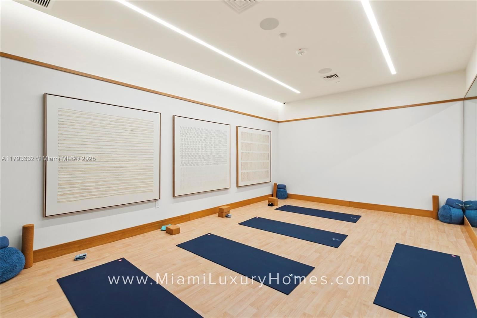 Real estate property located at 2655 Bayshore Dr. #1606, Miami-dade, Mr. C Bayshore, Coconut Grove, FL