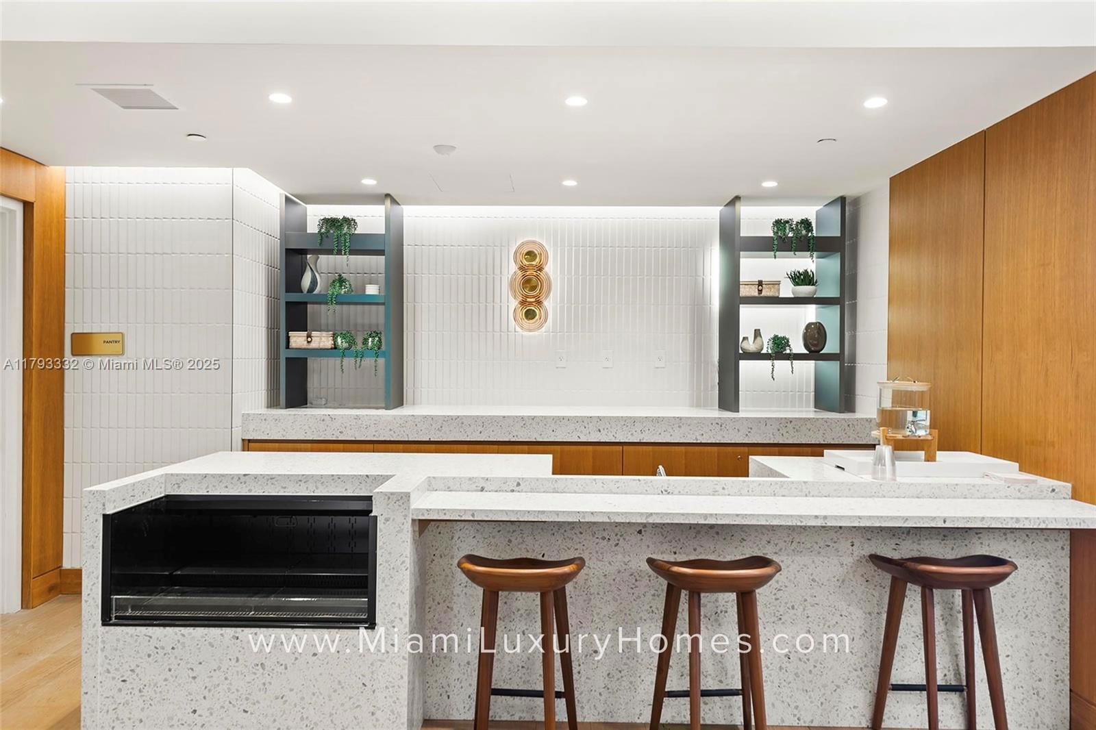 Real estate property located at 2655 Bayshore Dr. #1606, Miami-dade, Mr. C Bayshore, Coconut Grove, FL