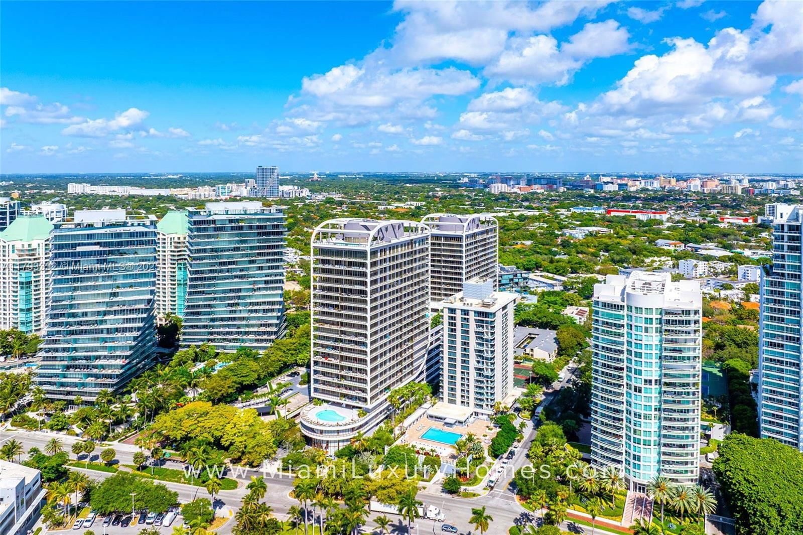 Real estate property located at 2655 Bayshore Dr. #1606, Miami-dade, Mr. C Bayshore, Coconut Grove, FL