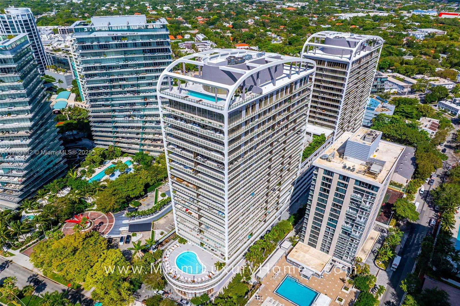 Real estate property located at 2655 Bayshore Dr. #1606, Miami-dade, Mr. C Bayshore, Coconut Grove, FL