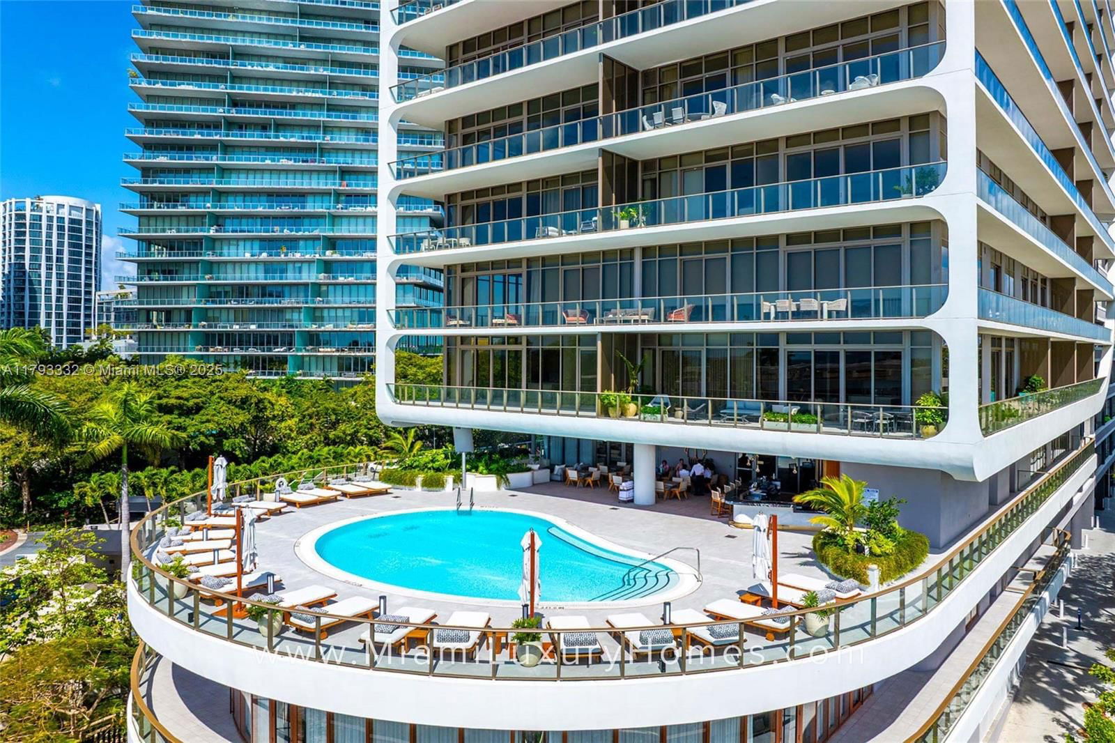 Real estate property located at 2655 Bayshore Dr. #1606, Miami-dade, Mr. C Bayshore, Coconut Grove, FL