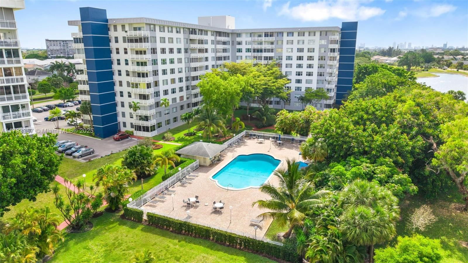 Real estate property located at 4350 Hillcrest Dr #1016, Broward, Hillcrest East No 22 Cond, Hollywood, FL