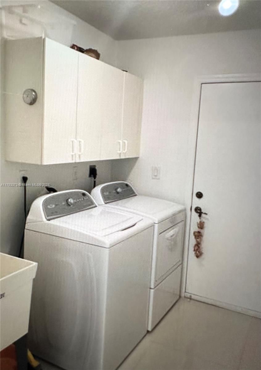 Real estate property located at 6558 113th Pl, Miami-dade, Doral Isles Riviera, Doral, FL