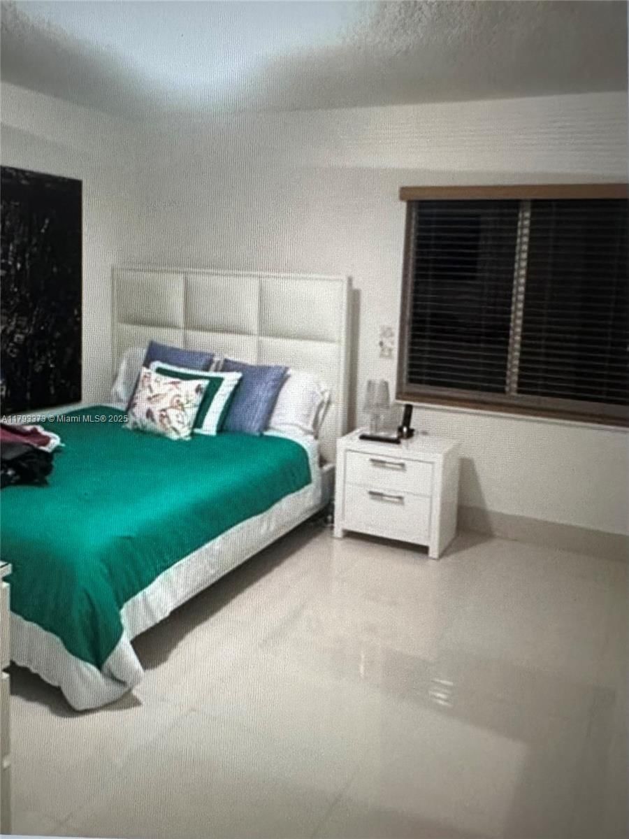 Real estate property located at 6558 113th Pl, Miami-dade, Doral Isles Riviera, Doral, FL