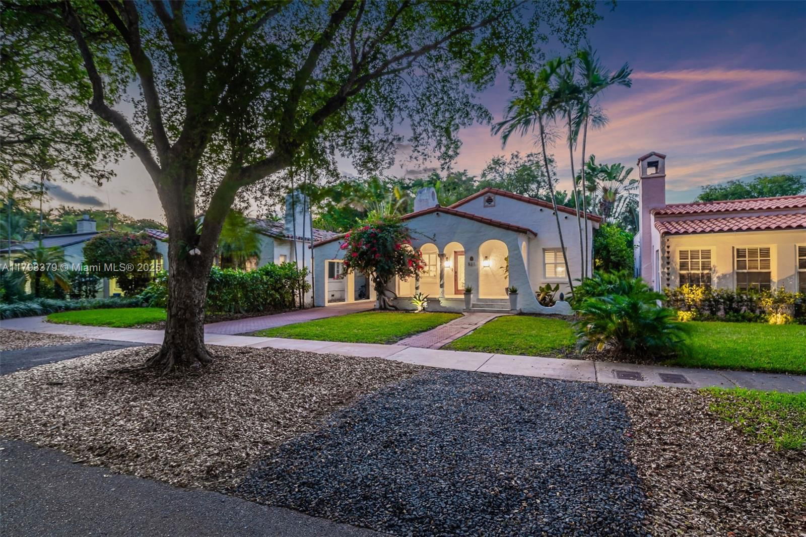 Real estate property located at 521 San Lorenzo Avenue, Miami-dade, Coral Gables Riviera Sec, Coral Gables, FL