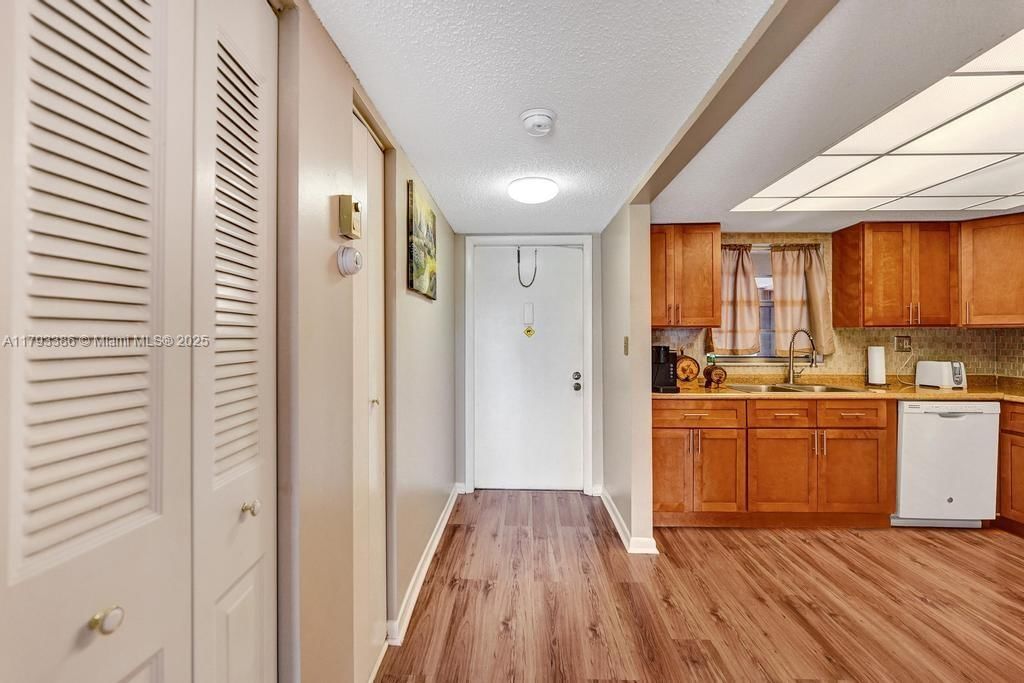 Real estate property located at 5100 90th Ave #208, Broward, Baffy Woods Condo, Cooper City, FL