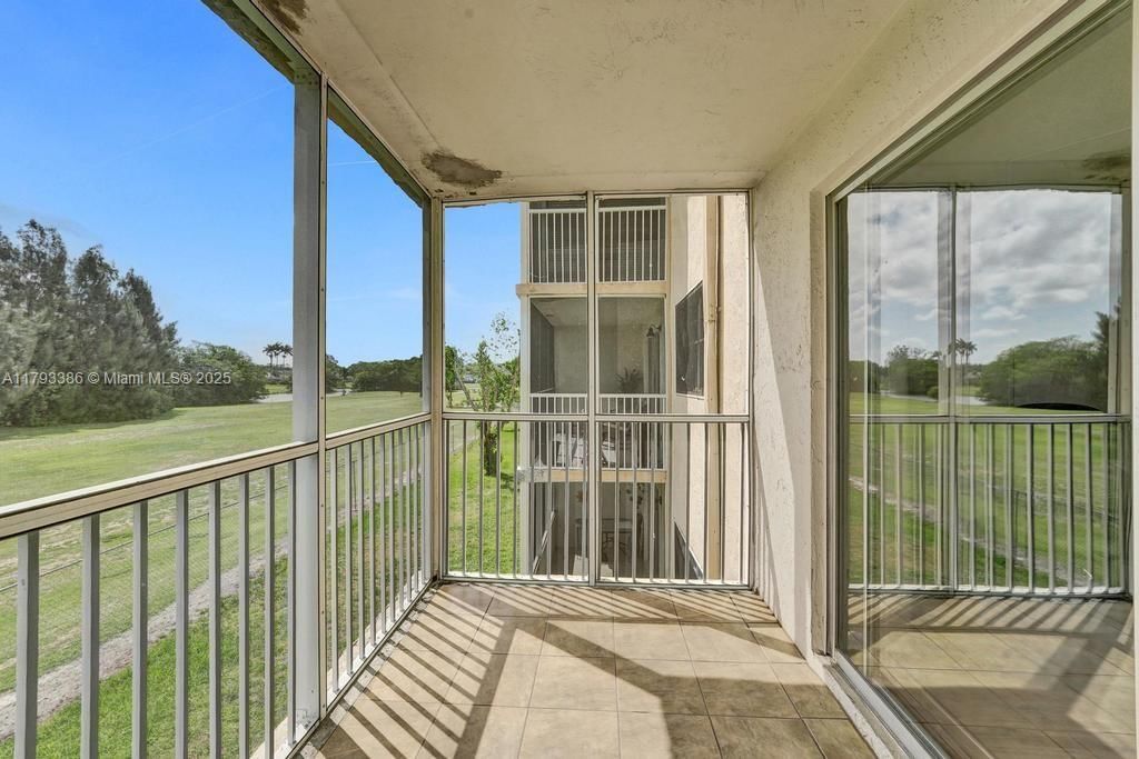 Real estate property located at 5100 90th Ave #208, Broward, Baffy Woods Condo, Cooper City, FL