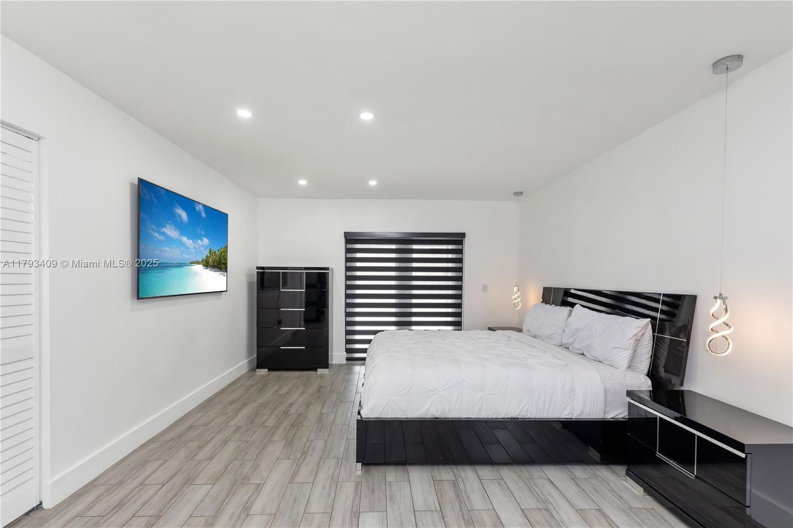 Real estate property located at 20402 130th Ct, Miami-dade, Valencia Grove, Miami, FL