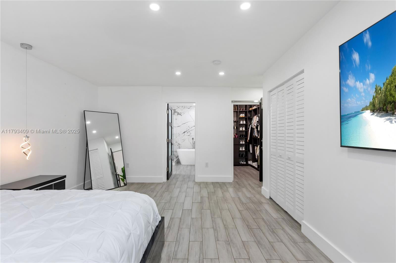 Real estate property located at 20402 130th Ct, Miami-dade, Valencia Grove, Miami, FL