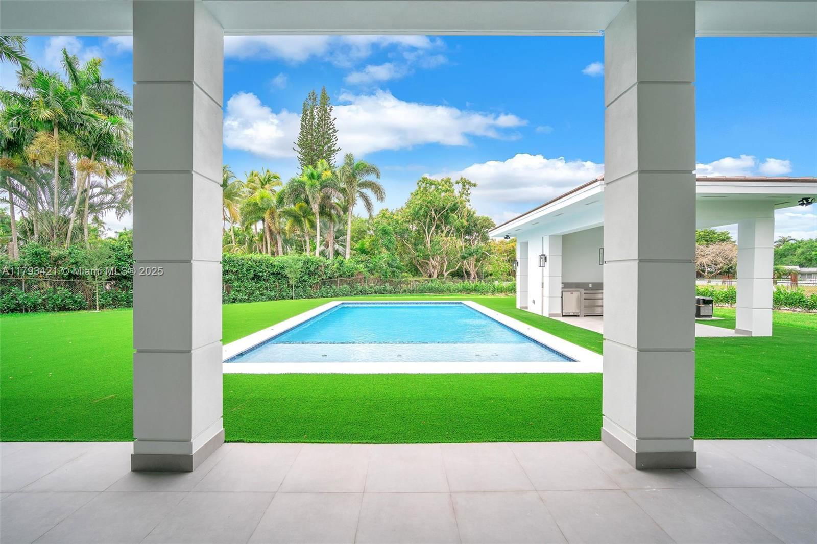 Real estate property located at 7900 70th St, Miami-dade, Milongos Subdivision, Miami, FL