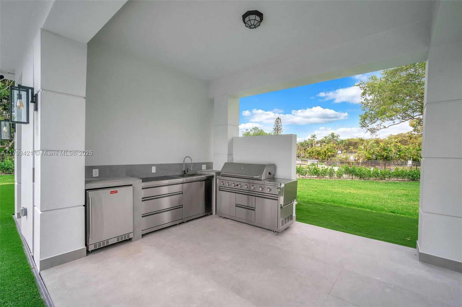 Real estate property located at 7900 70th St, Miami-dade, Milongos Subdivision, Miami, FL