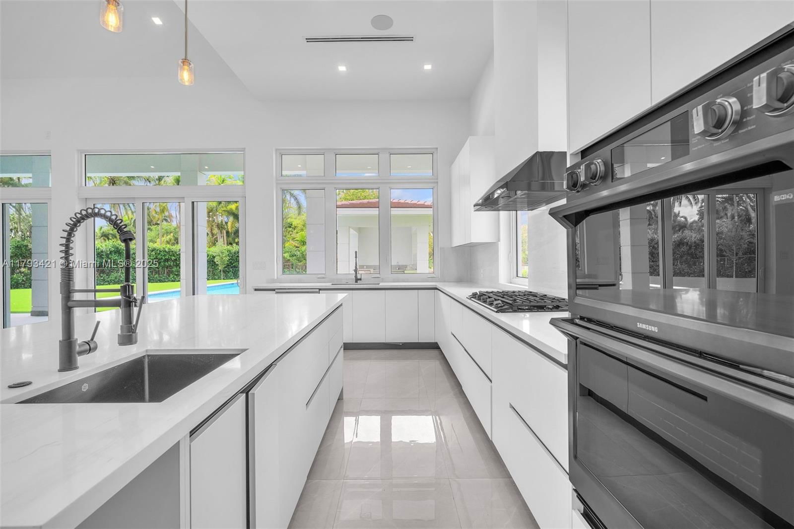 Real estate property located at 7900 70th St, Miami-dade, Milongos Subdivision, Miami, FL