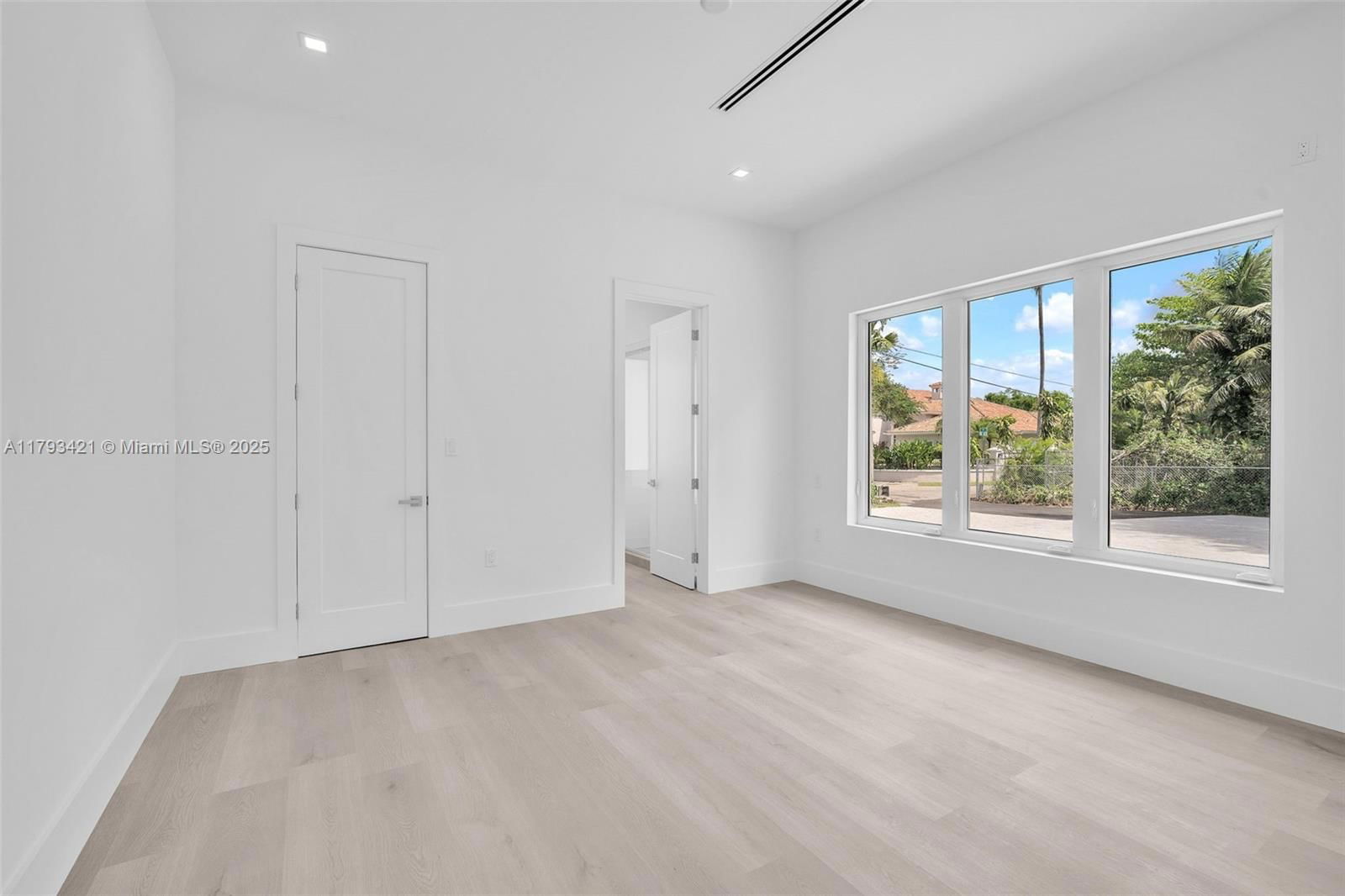 Real estate property located at 7900 70th St, Miami-dade, Milongos Subdivision, Miami, FL