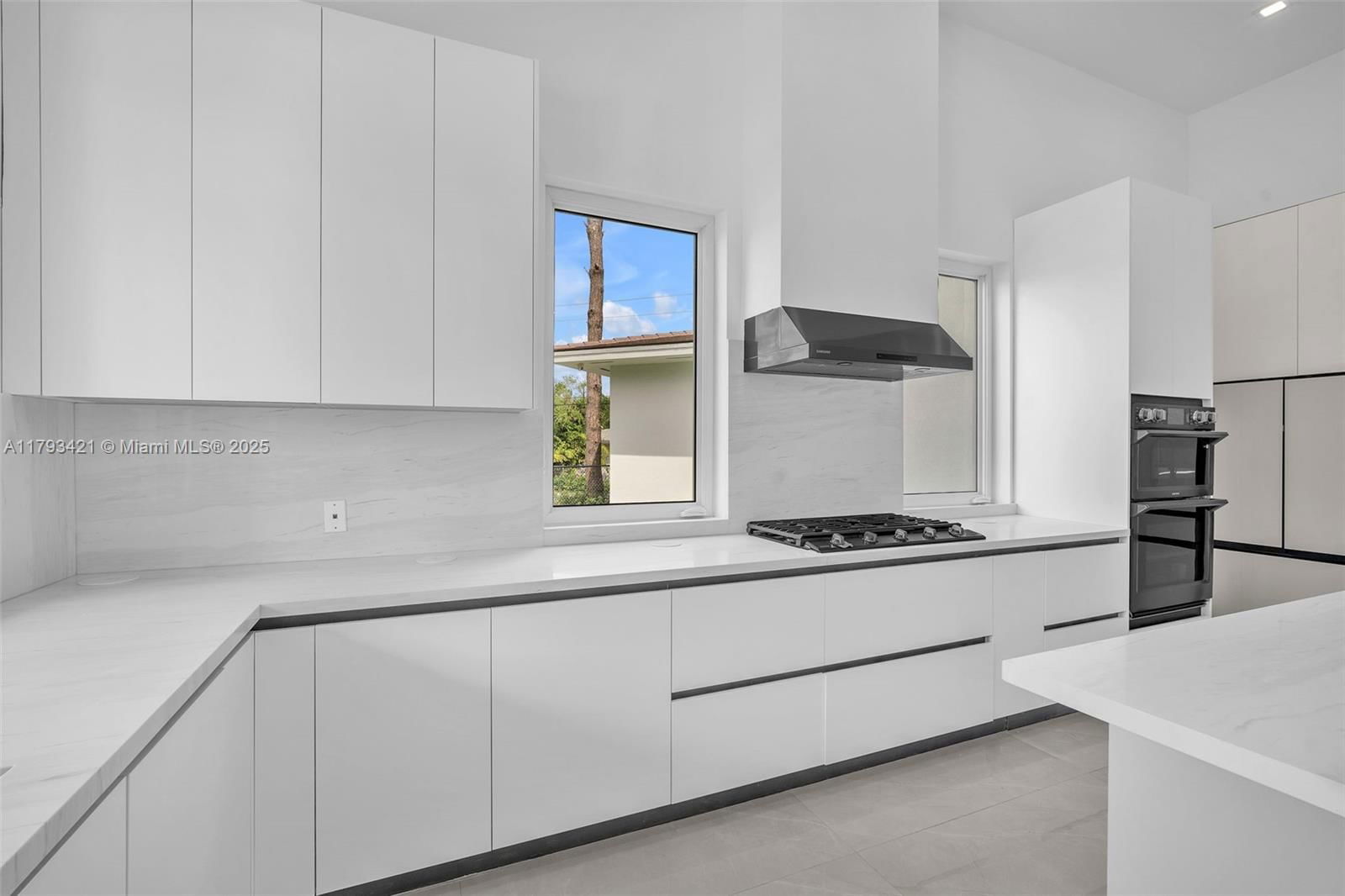 Real estate property located at 7900 70th St, Miami-dade, Milongos Subdivision, Miami, FL