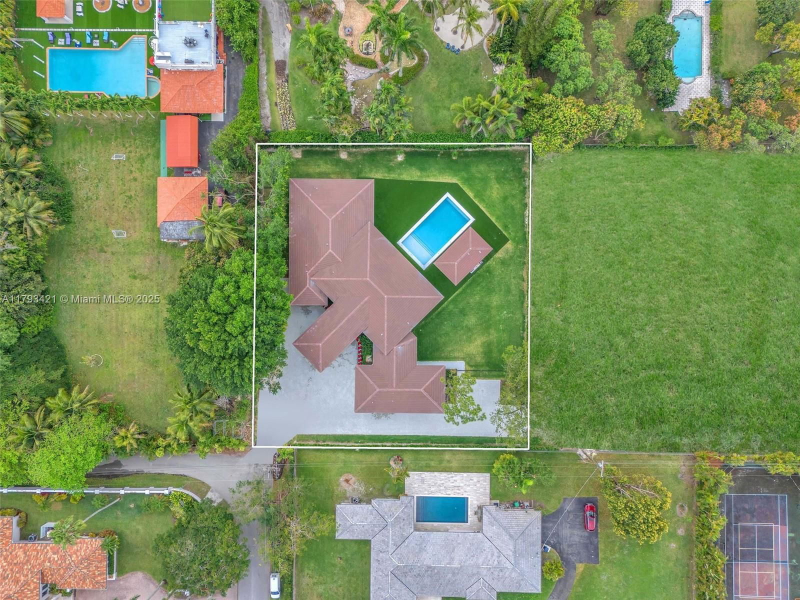 Real estate property located at 7900 70th St, Miami-dade, Milongos Subdivision, Miami, FL