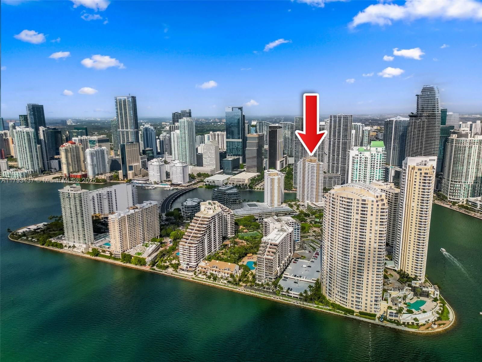 Real estate property located at 701 Brickell Key Blvd #1812, Miami-dade, Courvoisier Courts Condo, Miami, FL