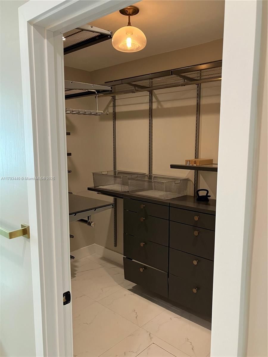 Real estate property located at 14520 79th Ct, Miami-dade, Mangowood Park 1st Addn, Palmetto Bay, FL
