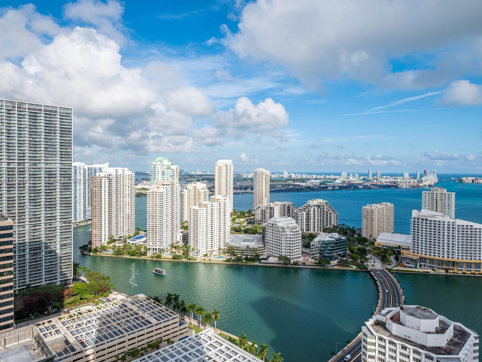 Real estate property located at 950 Brickell Bay Dr #4104, Miami-dade, The Plaza 851 Brickell Co, Miami, FL