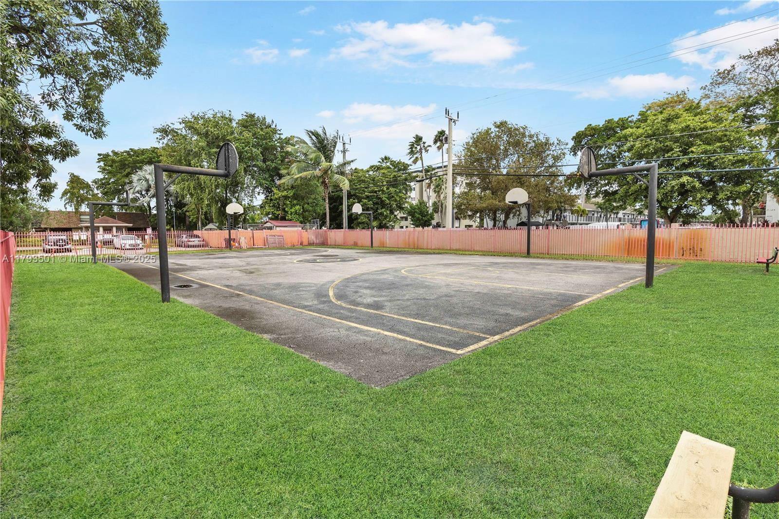 Real estate property located at 6291 24th Ct #102-6, Miami-dade, Lago Grande Condo Six-a, Hialeah, FL