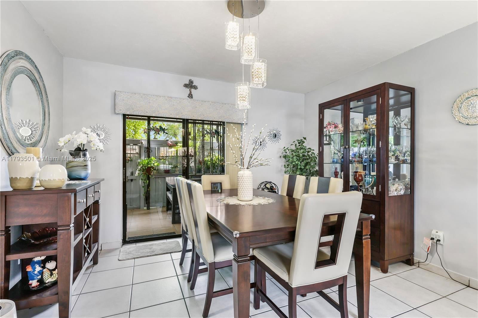 Real estate property located at 6291 24th Ct #102-6, Miami-dade, Lago Grande Condo Six-a, Hialeah, FL