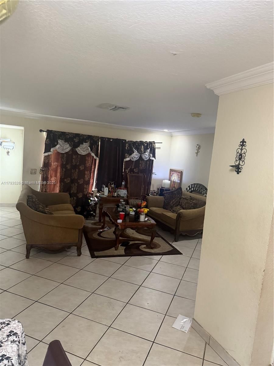 Real estate property located at 8940 Johnson St, Broward, Westview Sec 2 Part 1 Ame, Pembroke Pines, FL