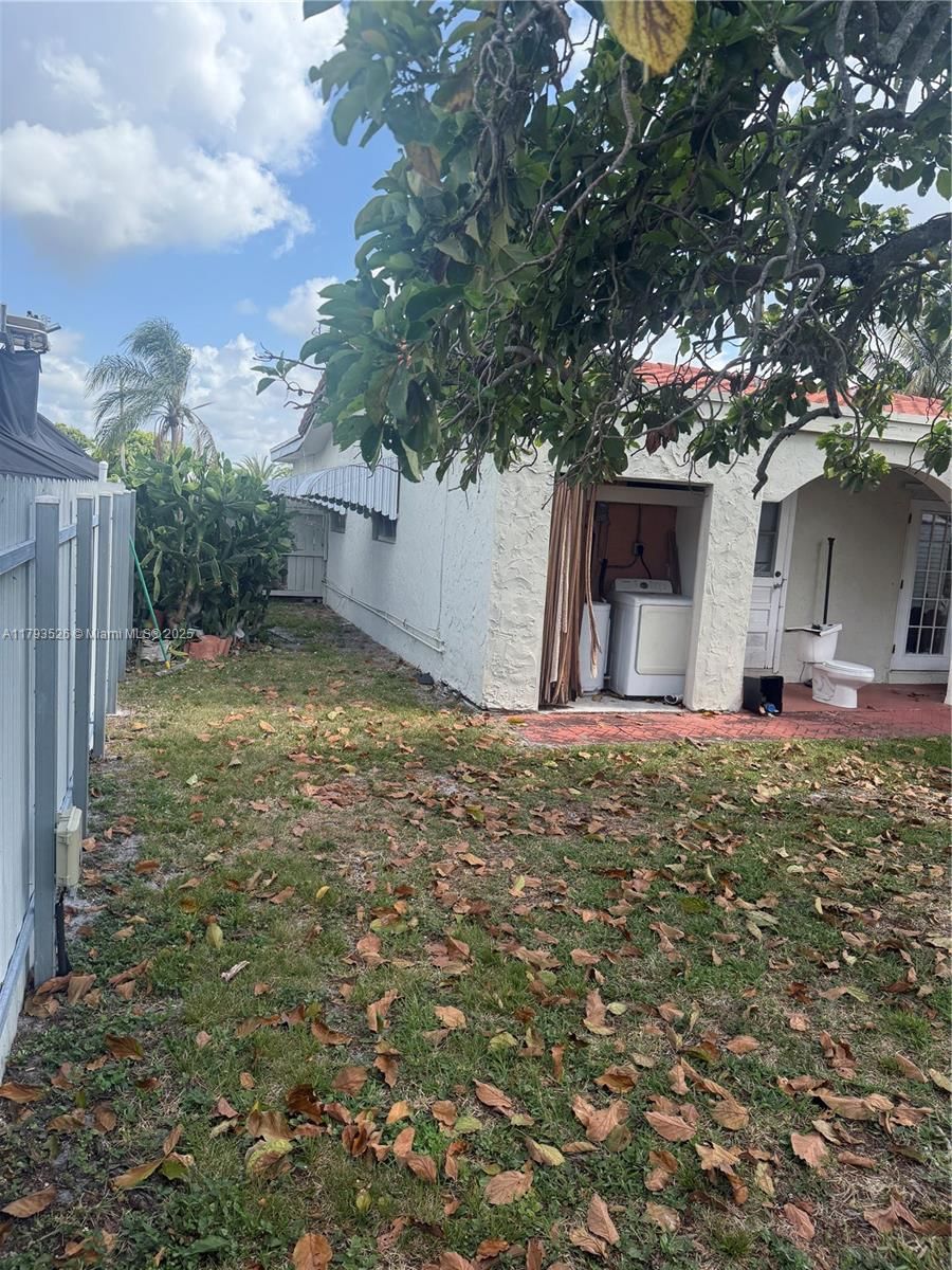 Real estate property located at 8940 Johnson St, Broward, Westview Sec 2 Part 1 Ame, Pembroke Pines, FL