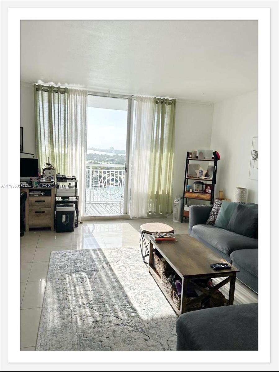 Real estate property located at 5825 Collins Ave PH1B, Miami-dade, Corinthian Condo, Miami Beach, FL