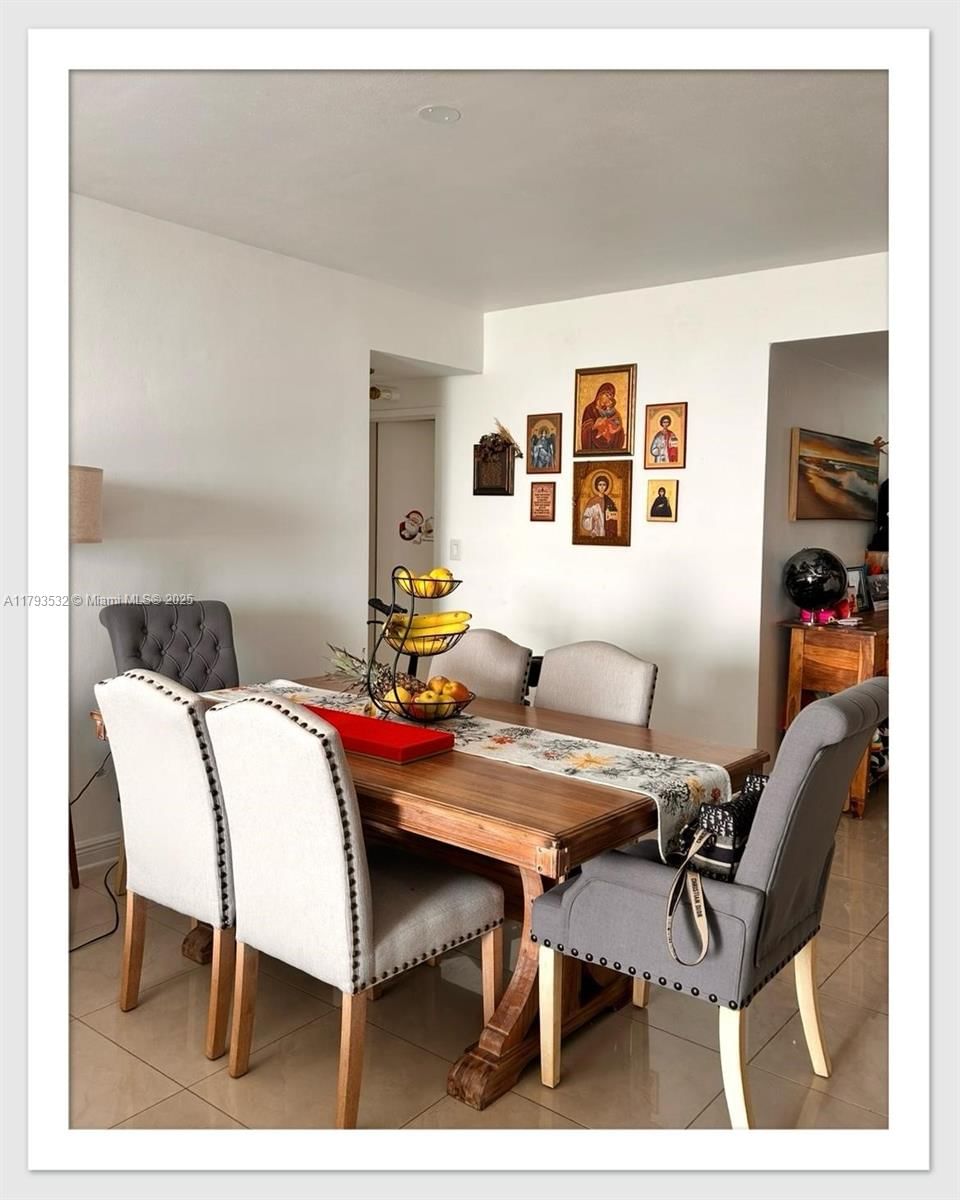 Real estate property located at 5825 Collins Ave PH1B, Miami-dade, Corinthian Condo, Miami Beach, FL