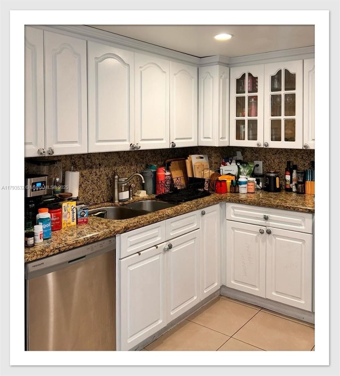 Real estate property located at 5825 Collins Ave PH1B, Miami-dade, Corinthian Condo, Miami Beach, FL