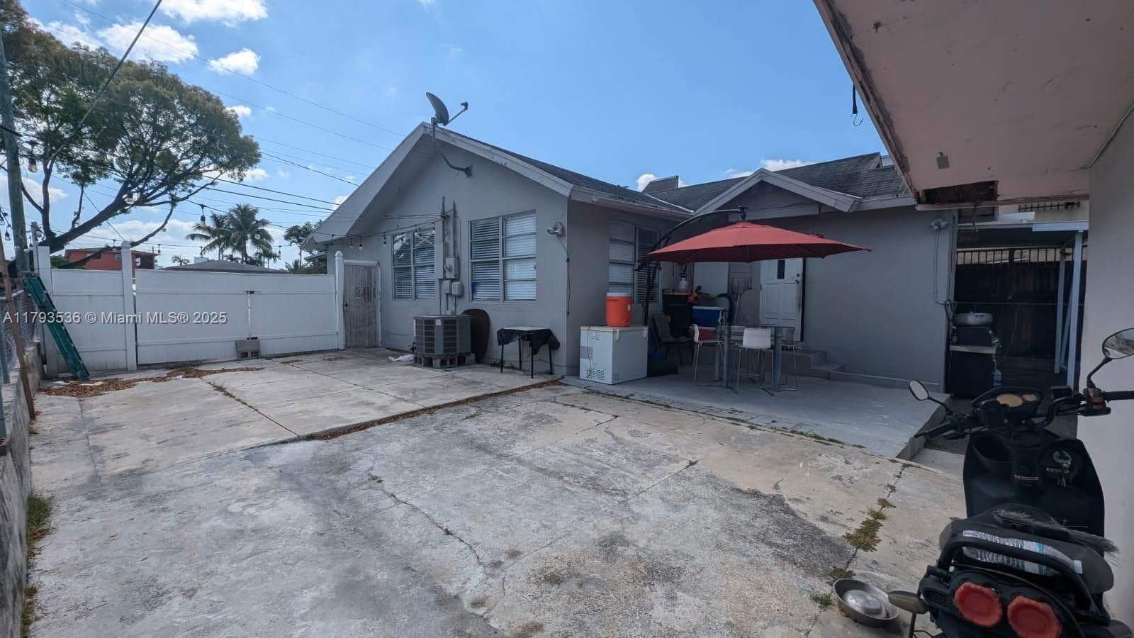 Real estate property located at 248 18th Ct, Miami-dade, Idlewild Park, Miami, FL