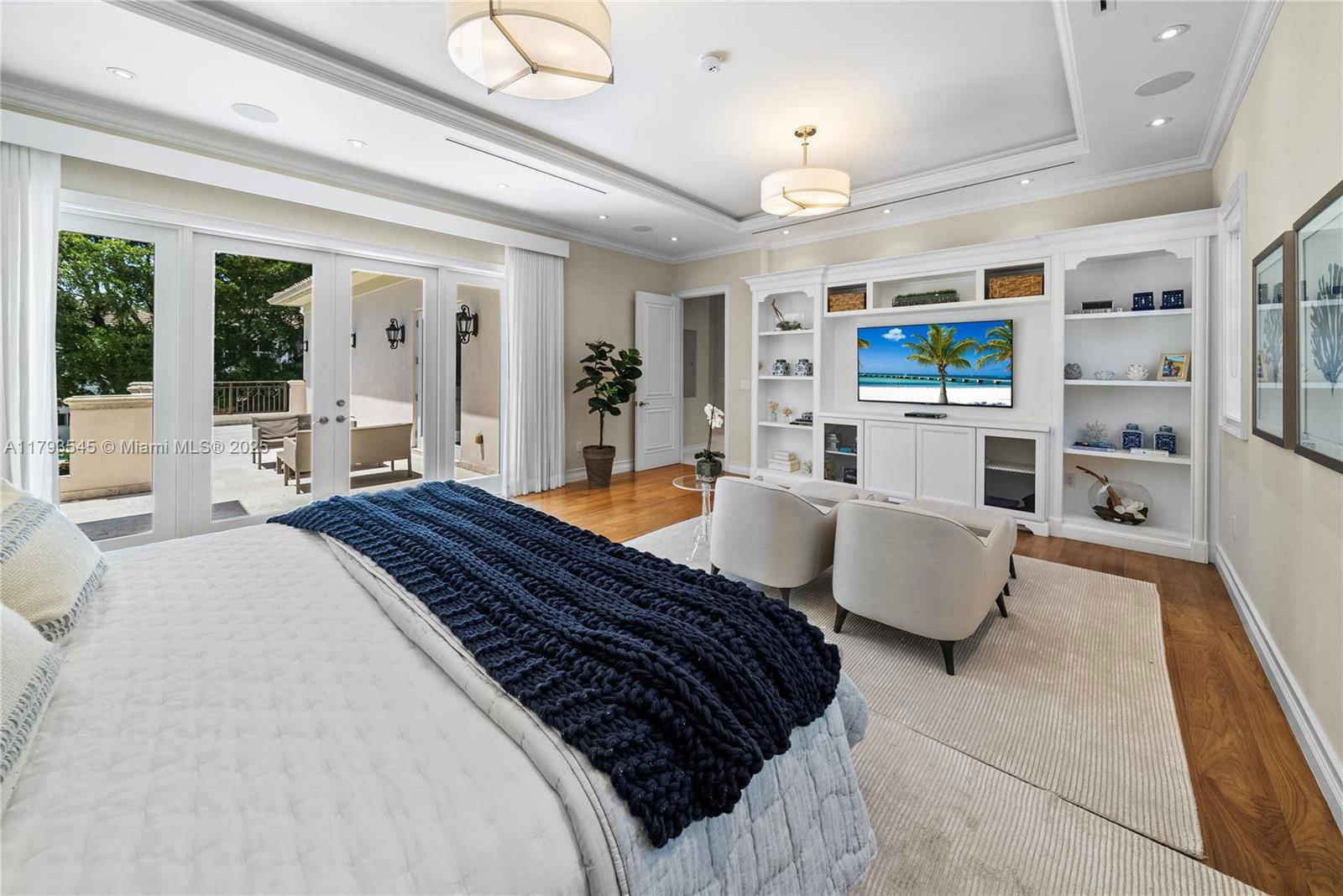 Real estate property located at 7120 Mira Flores Ave, Miami-dade, Cocoplum Sec 2 Plat B, Coral Gables, FL