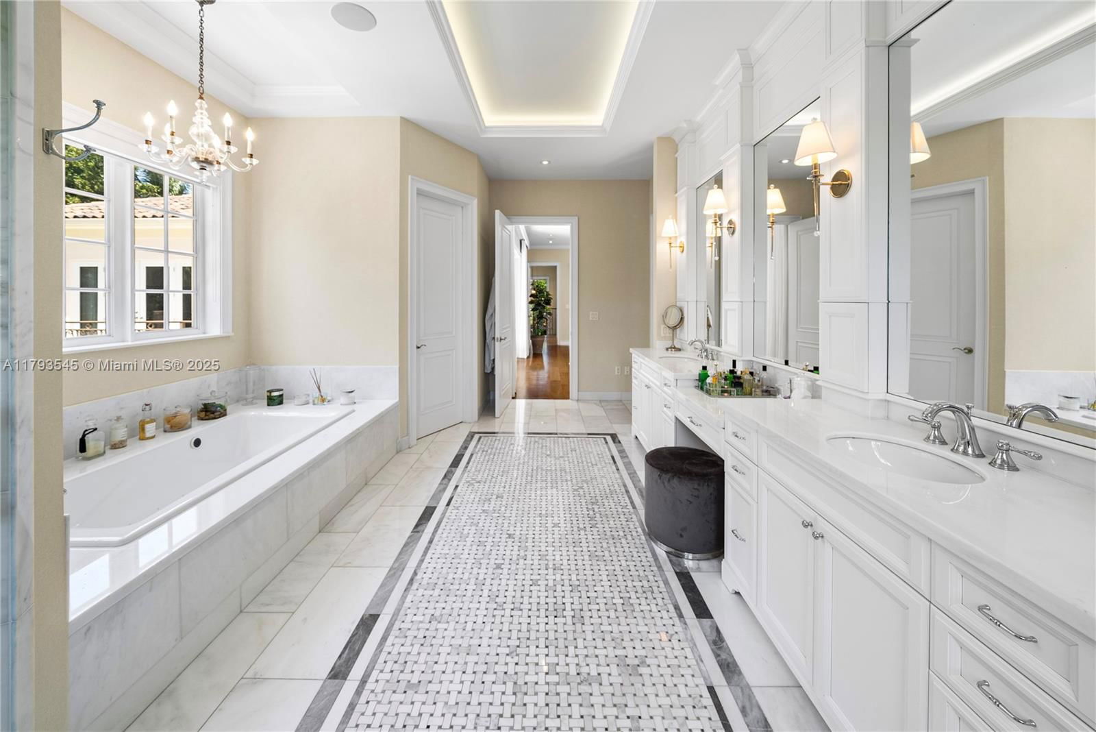 Real estate property located at 7120 Mira Flores Ave, Miami-dade, Cocoplum Sec 2 Plat B, Coral Gables, FL