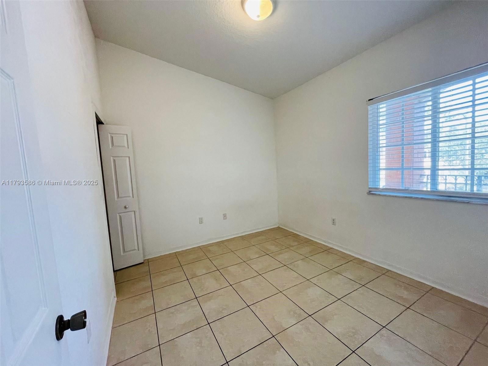 Real estate property located at 940 34th Ave #202, Miami-dade, Monterey At Malibu Bay Co, Homestead, FL