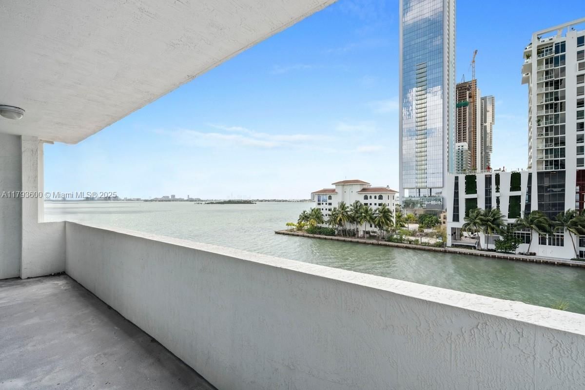 Real estate property located at 500 29th St #606, Miami-dade, Moon Bay Of Miami Condo, Miami, FL