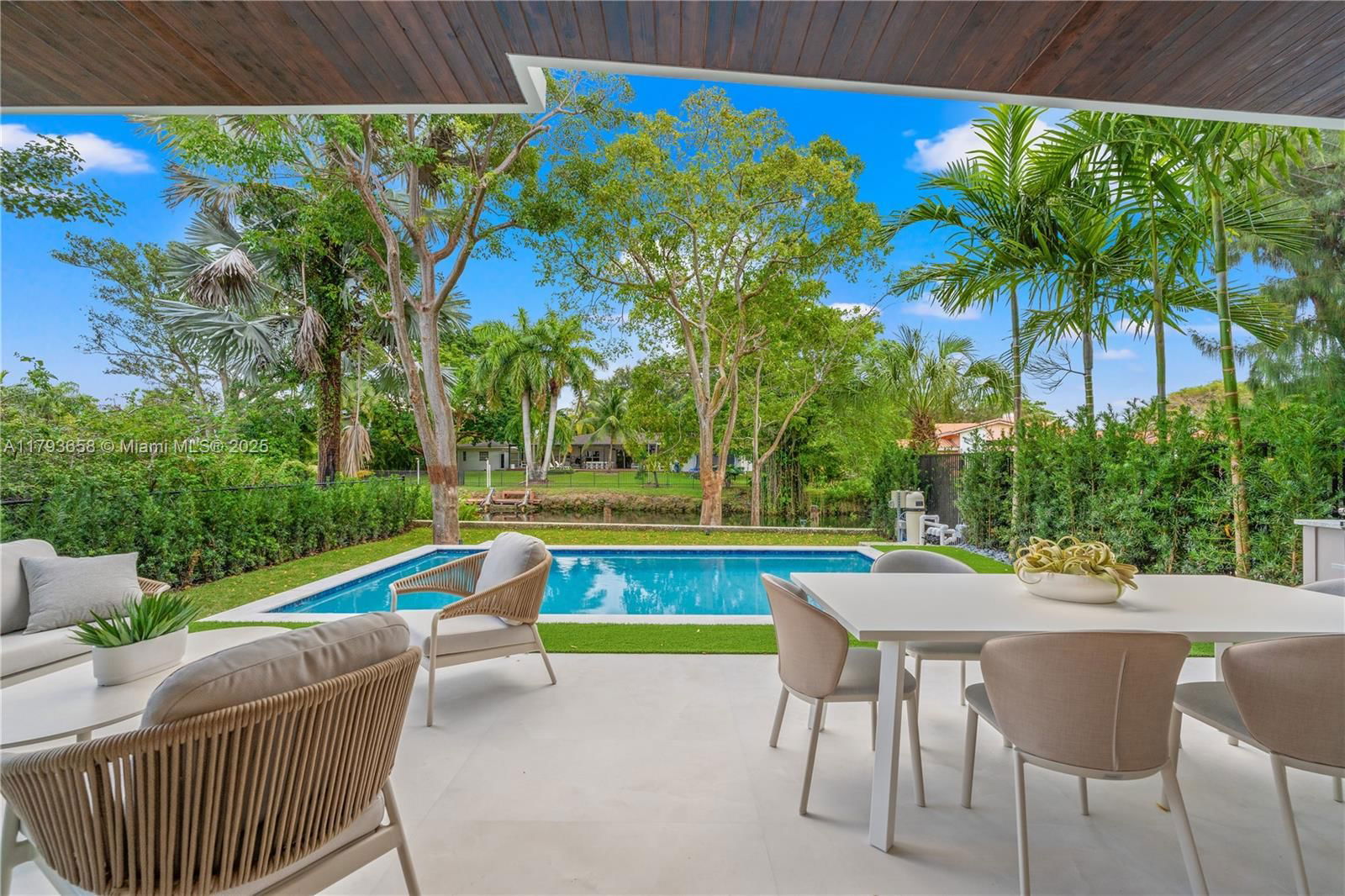 Real estate property located at 4951 University Dr, Miami-dade, C G Riviera Sec Part 4, Coral Gables, FL