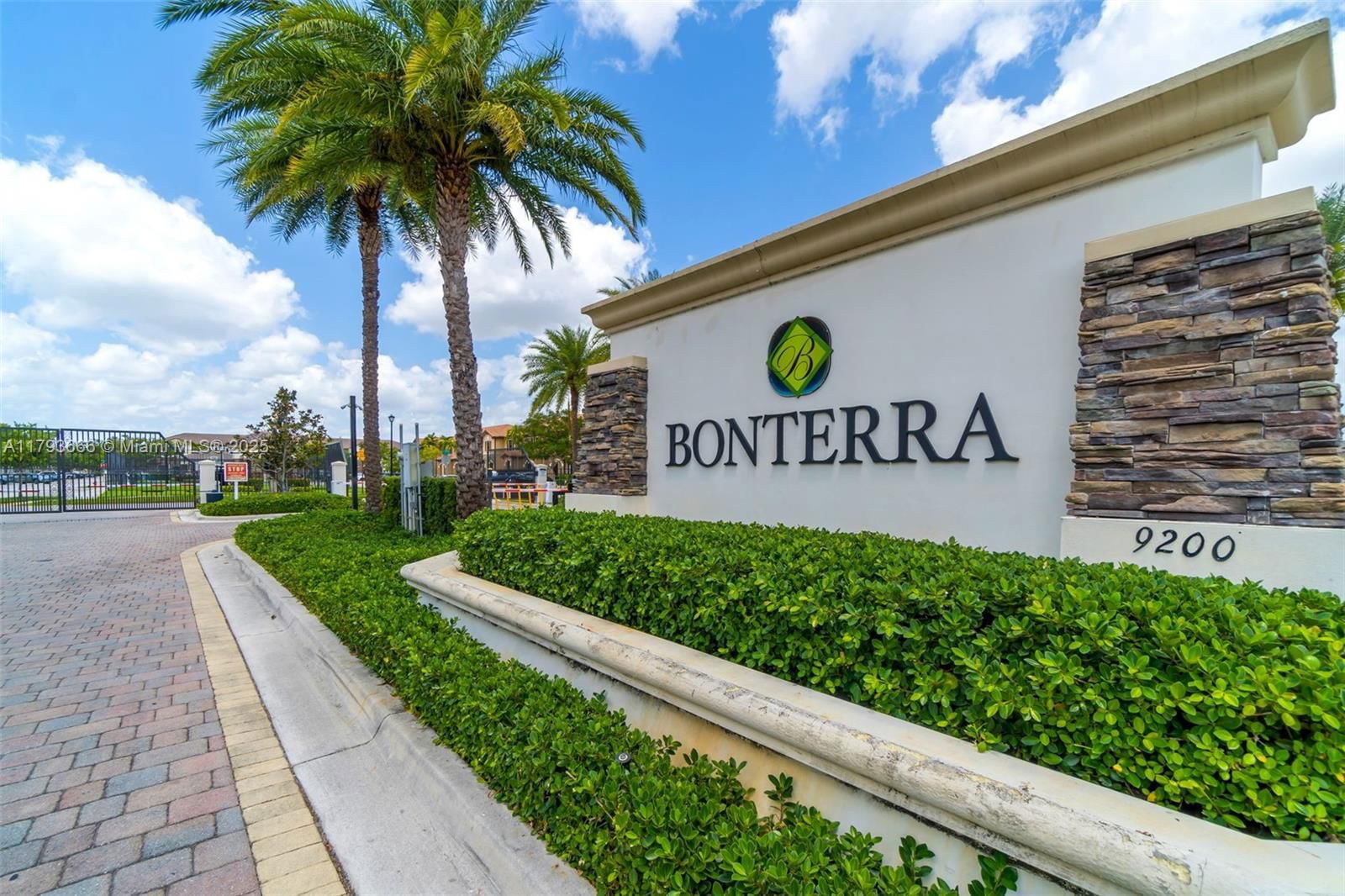 Real estate property located at 9371 33rd Ave, Miami-dade, Bonterra, Hialeah, FL