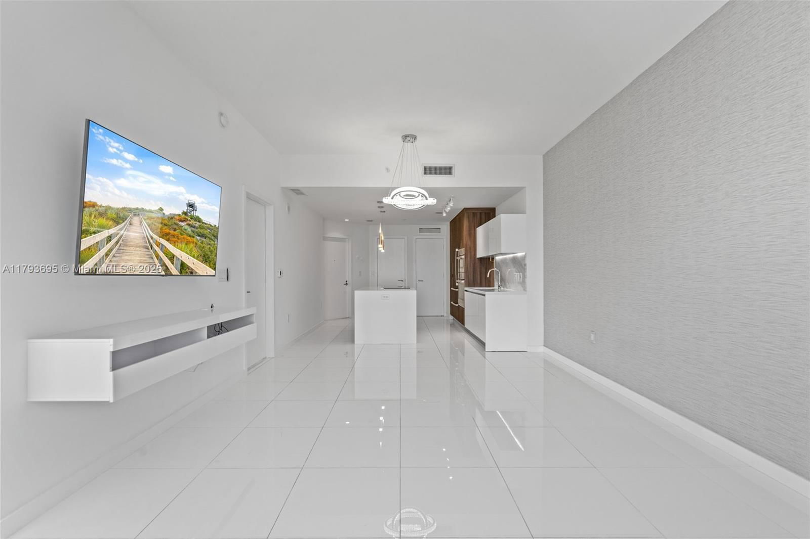 Real estate property located at 851 1st Ave #1506, Miami-dade, Paramount Miami Worldcent, Miami, FL