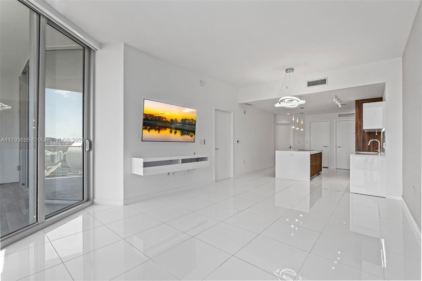 Real estate property located at 851 1st Ave #1506, Miami-dade, Paramount Miami Worldcent, Miami, FL