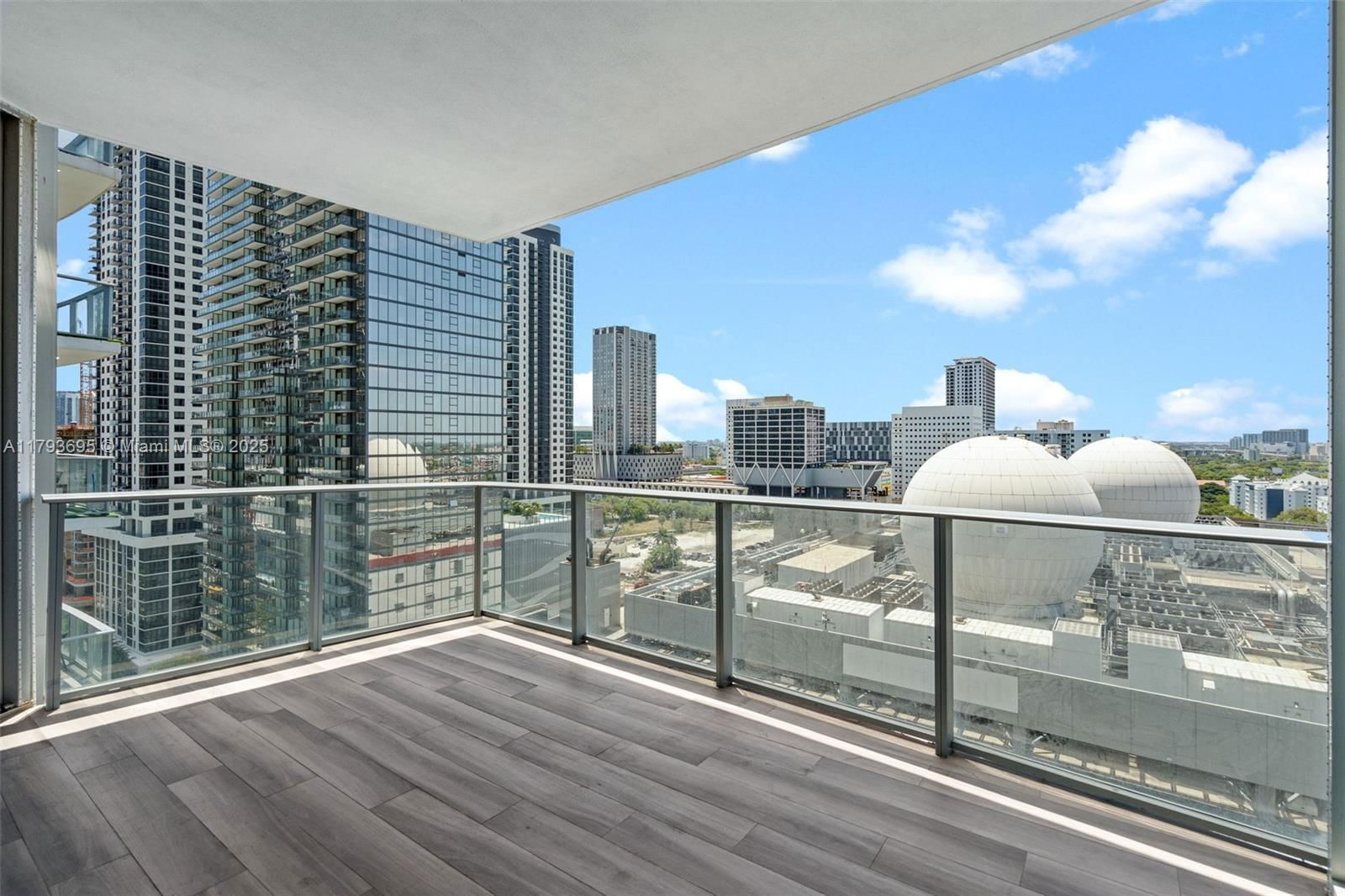 Real estate property located at 851 1st Ave #1506, Miami-dade, Paramount Miami Worldcent, Miami, FL