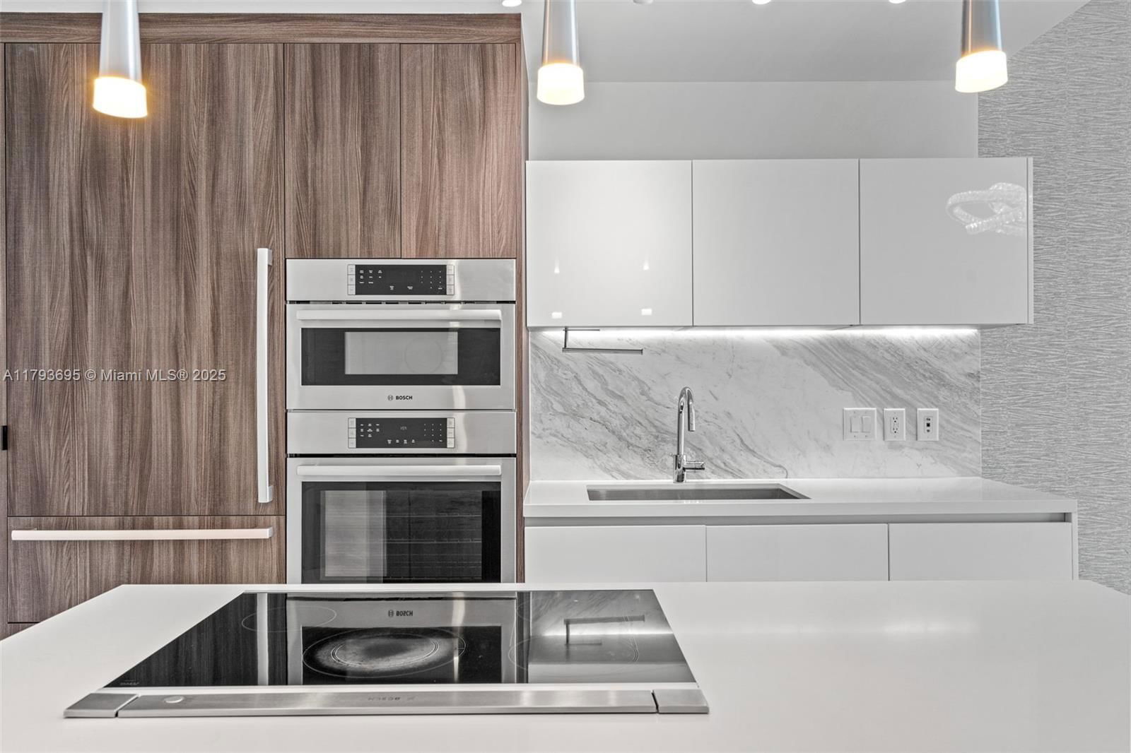 Real estate property located at 851 1st Ave #1506, Miami-dade, Paramount Miami Worldcent, Miami, FL
