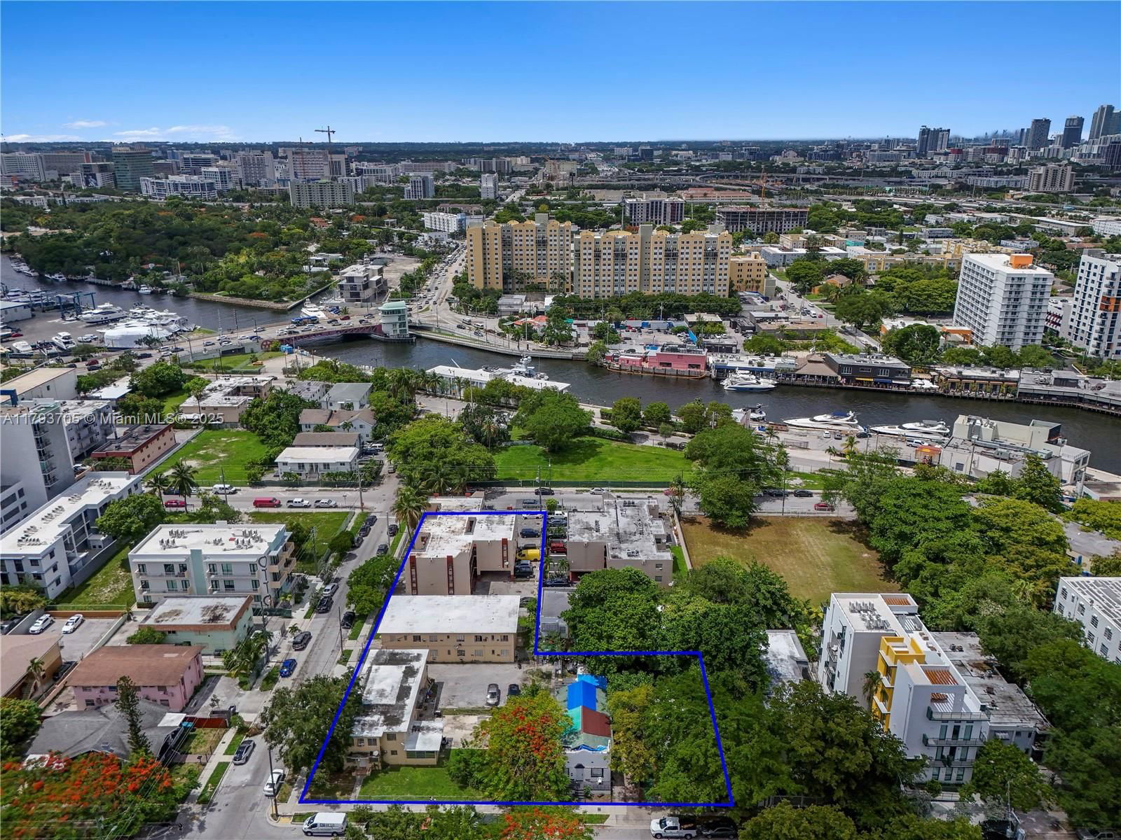 Real estate property located at 690 3rd St, Miami-dade, City Of Miami South, Miami, FL