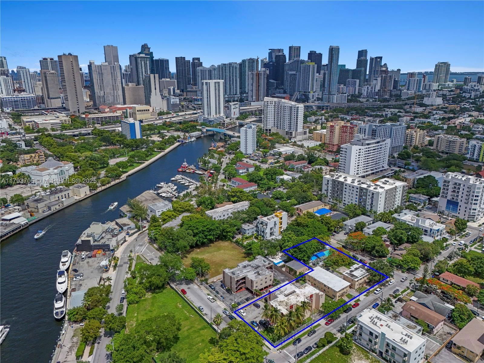 Real estate property located at 690 3rd St, Miami-dade, City Of Miami South, Miami, FL