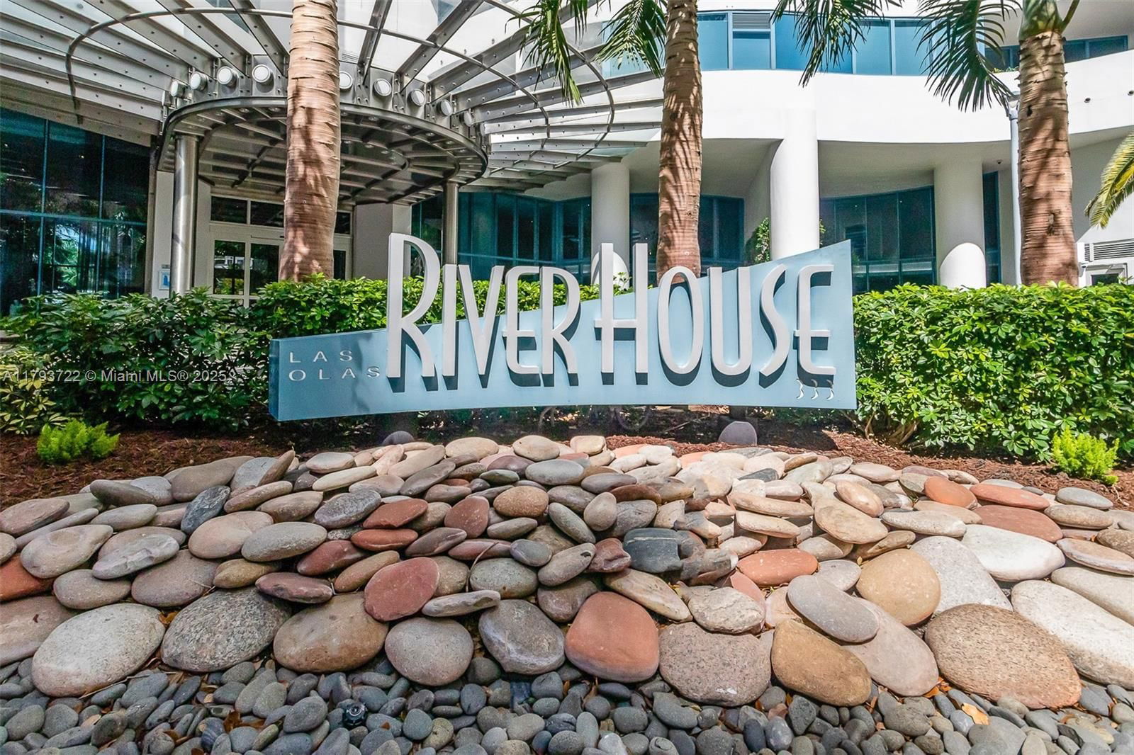 Real estate property located at 333 Las Olas Way #2401, Broward, Las Olas River House Cond, Fort Lauderdale, FL