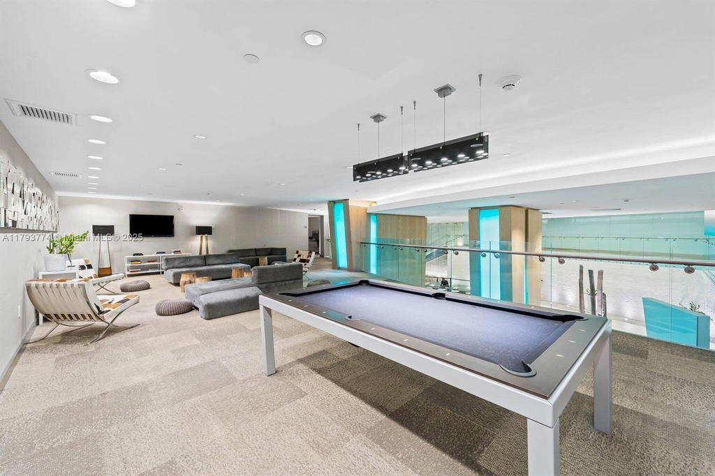 Real estate property located at 92 3rd St #1105, Miami-dade, Mint Condo, Miami, FL